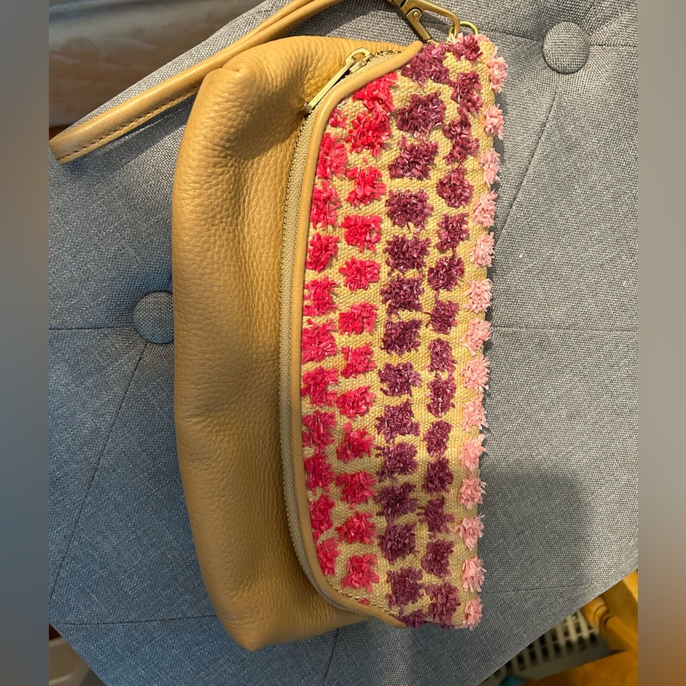 Fossil clutch